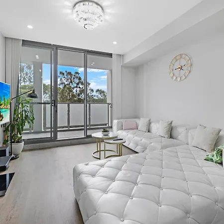 Kozyguru | Wentworthville | Kozy Style 2 Bed 2 Bath Apt + Free Parking Exterior photo